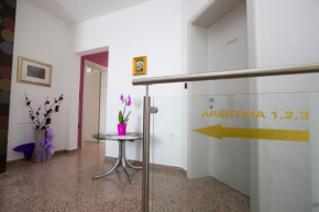  Apartma Grže  Постойна